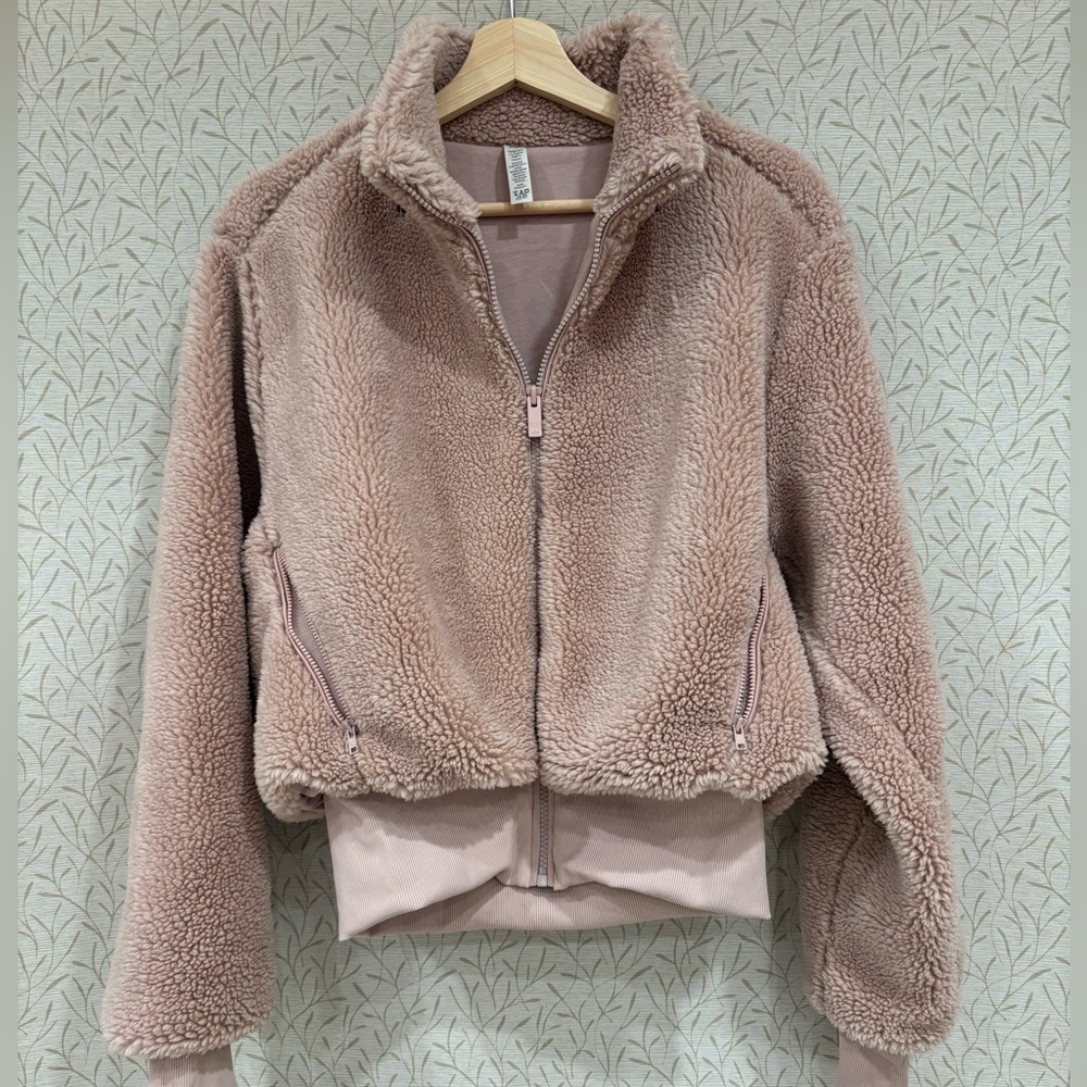 Alo Sherpa Jacket